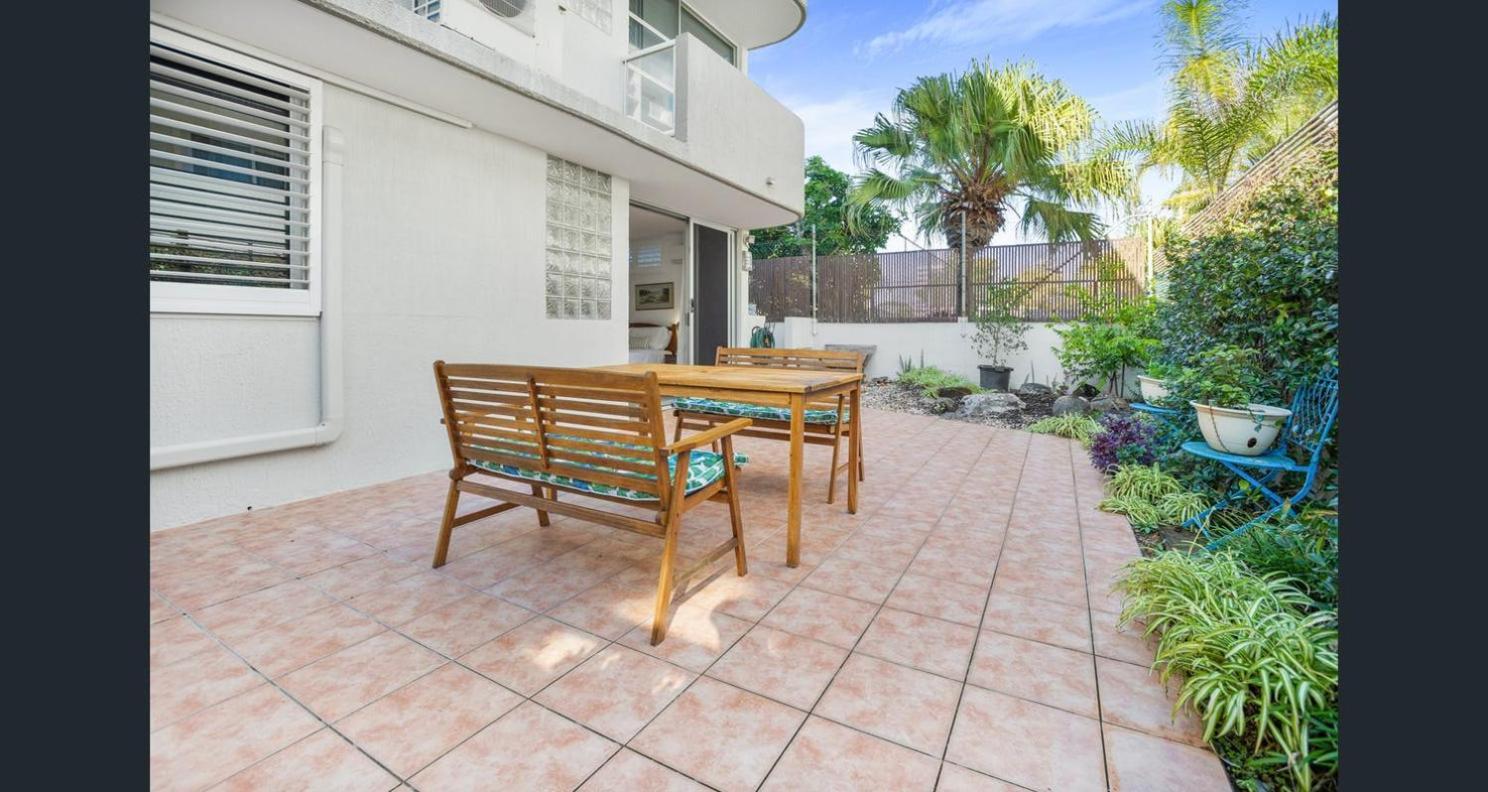 Aparthotel Sundeck Gardens à Maroochydore Extérieur photo